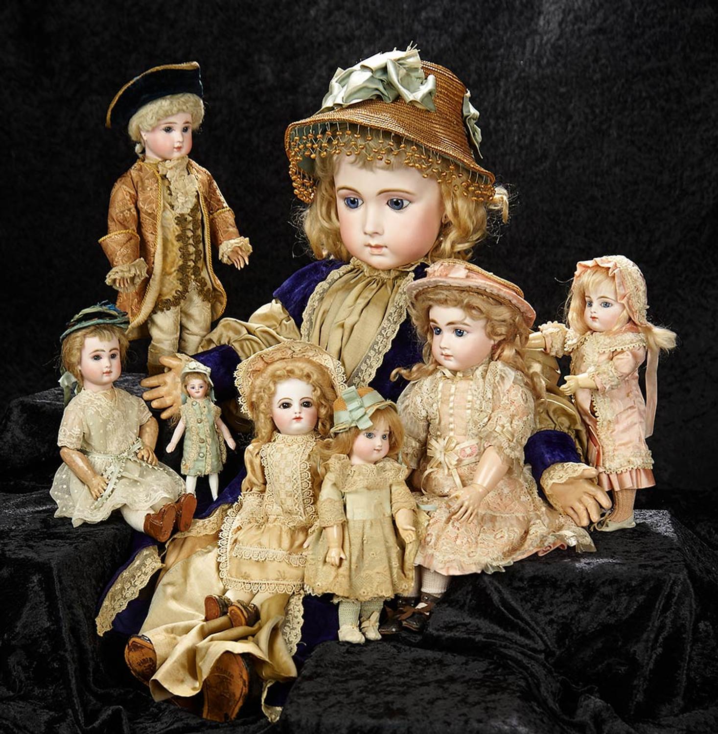 A GUIDE FOR ANTIQUE DOLL OWNERS AND MORE (IDENTIFYING)