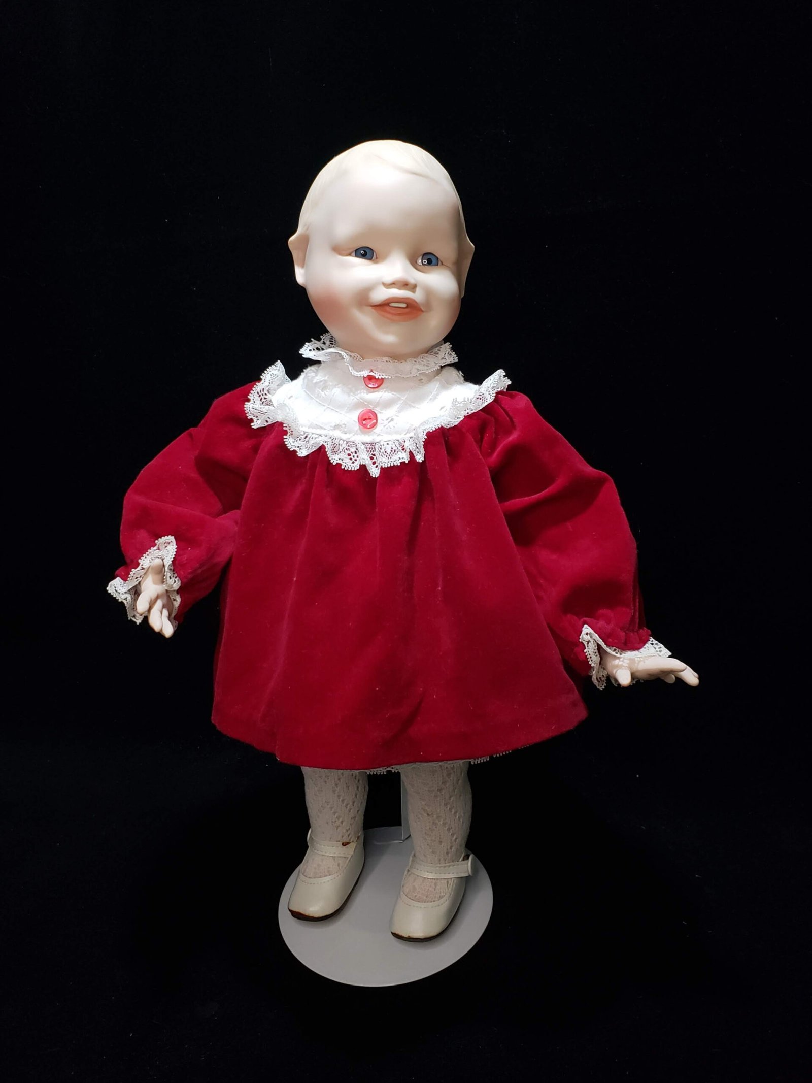 Vintage Ashton-Drake “Jennifer” Porcelain Baby Doll by Yolanda Bello | 1987 | Doll Spa | Doll Only - Image 4
