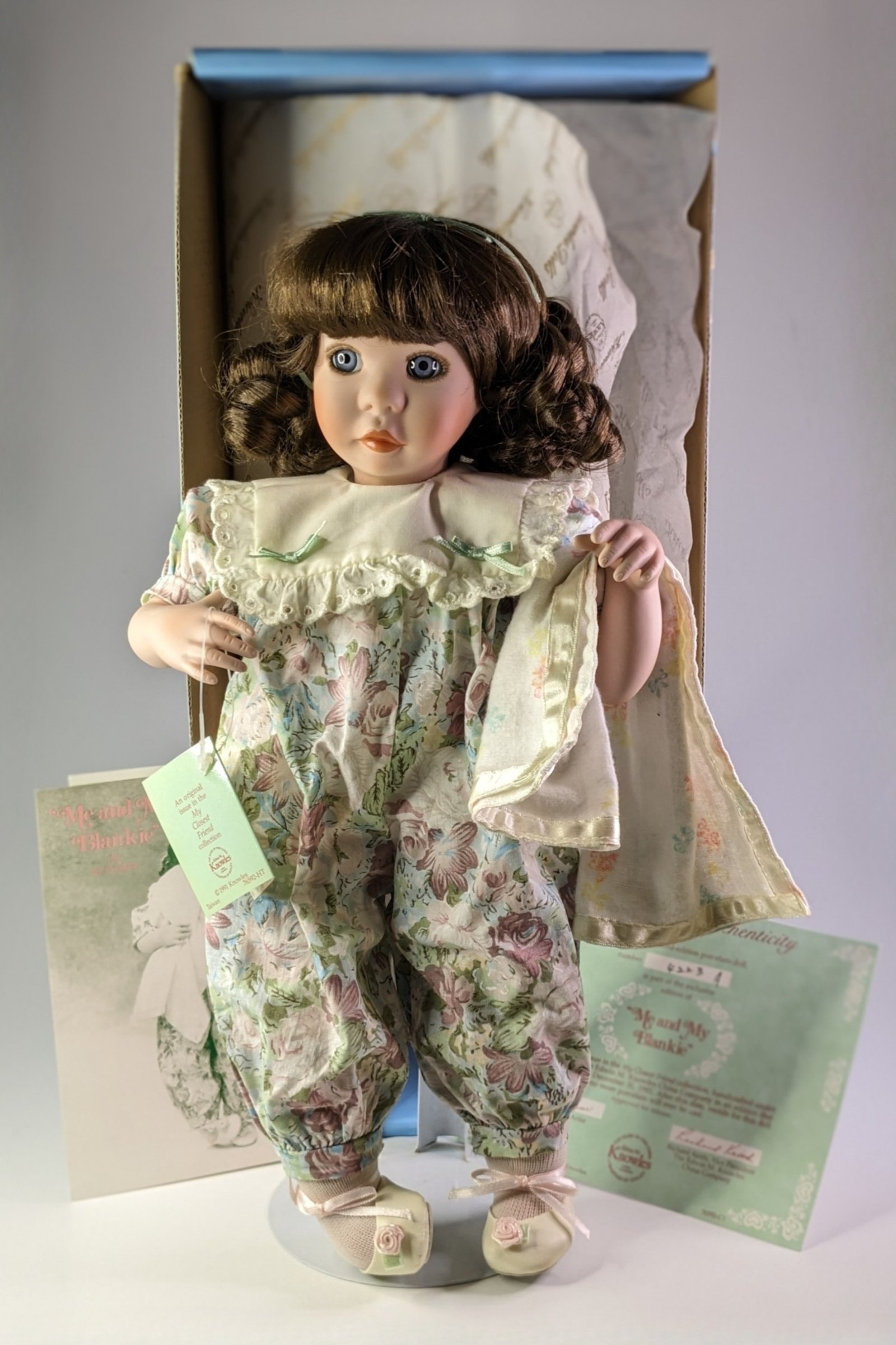 Vintage Ashton-Drake “Me and My Blankie” Porcelain Doll by Jan Goodyear | 15” | COA & Box - Image 2